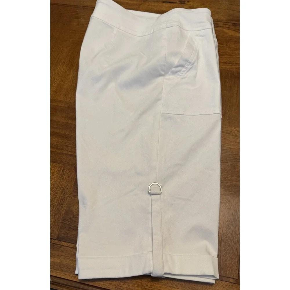 Kate Park White Capri Pedal Pushers Shorts Stretch Comfy Plus Size 1X - NWOT - Picture 2 of 5